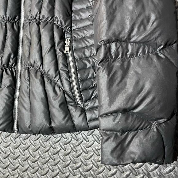 GUESS Quilted Shiny Black Puffer‎ Jacket Womans Size Large - Picture 4 of 7